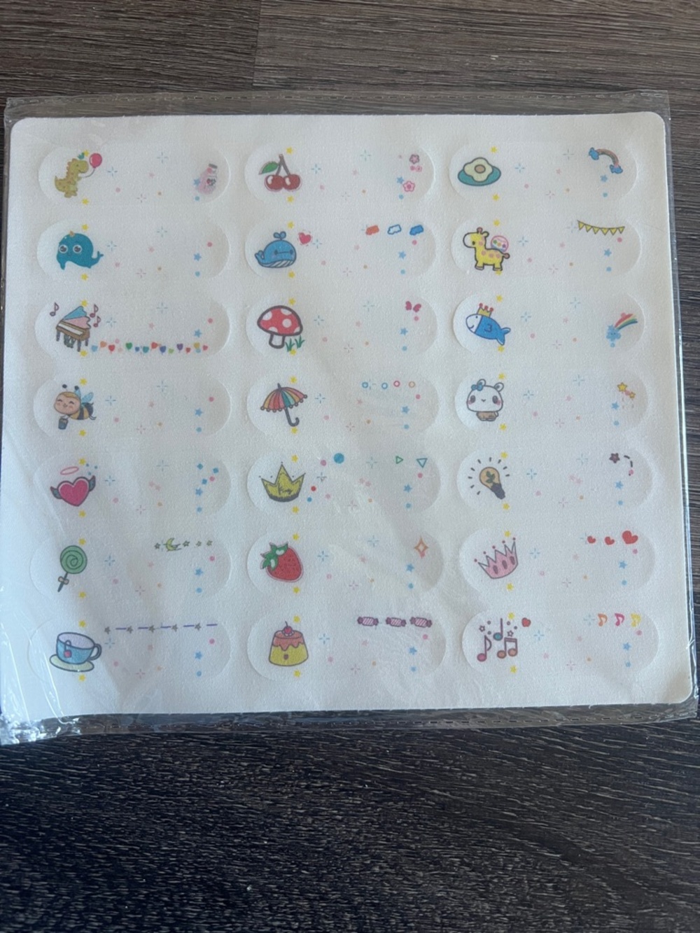 (51) NEW 84pcs Writeable Iron on fabric labels